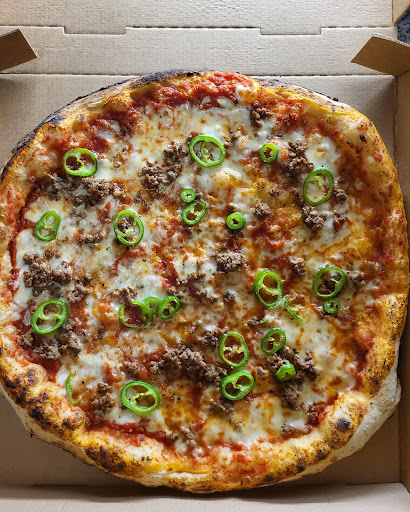 Max's Backyard Pizza 🍕