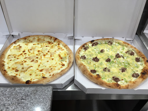 Pili Pili pizza